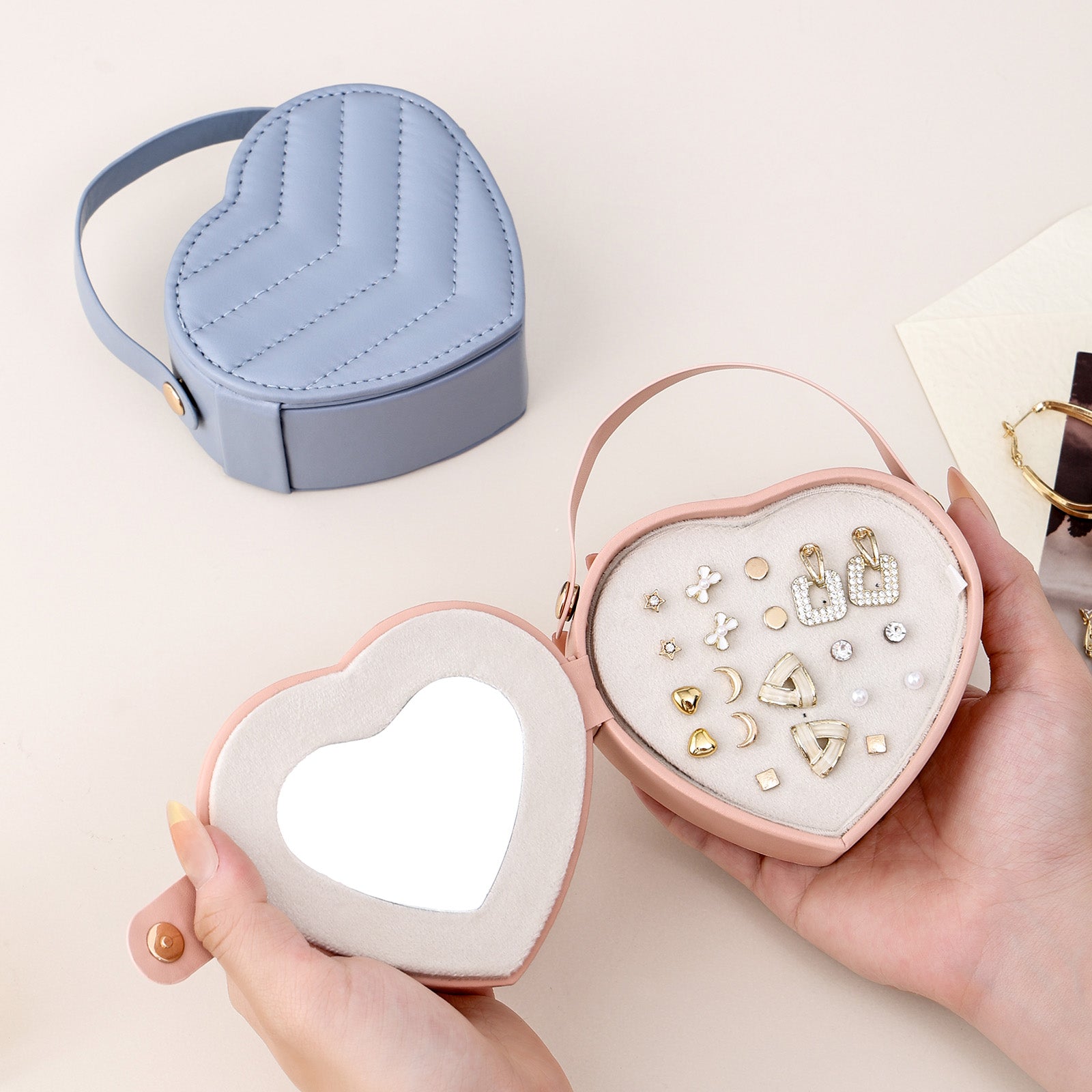 Portable Travel Heart Shaped Jewelry Box