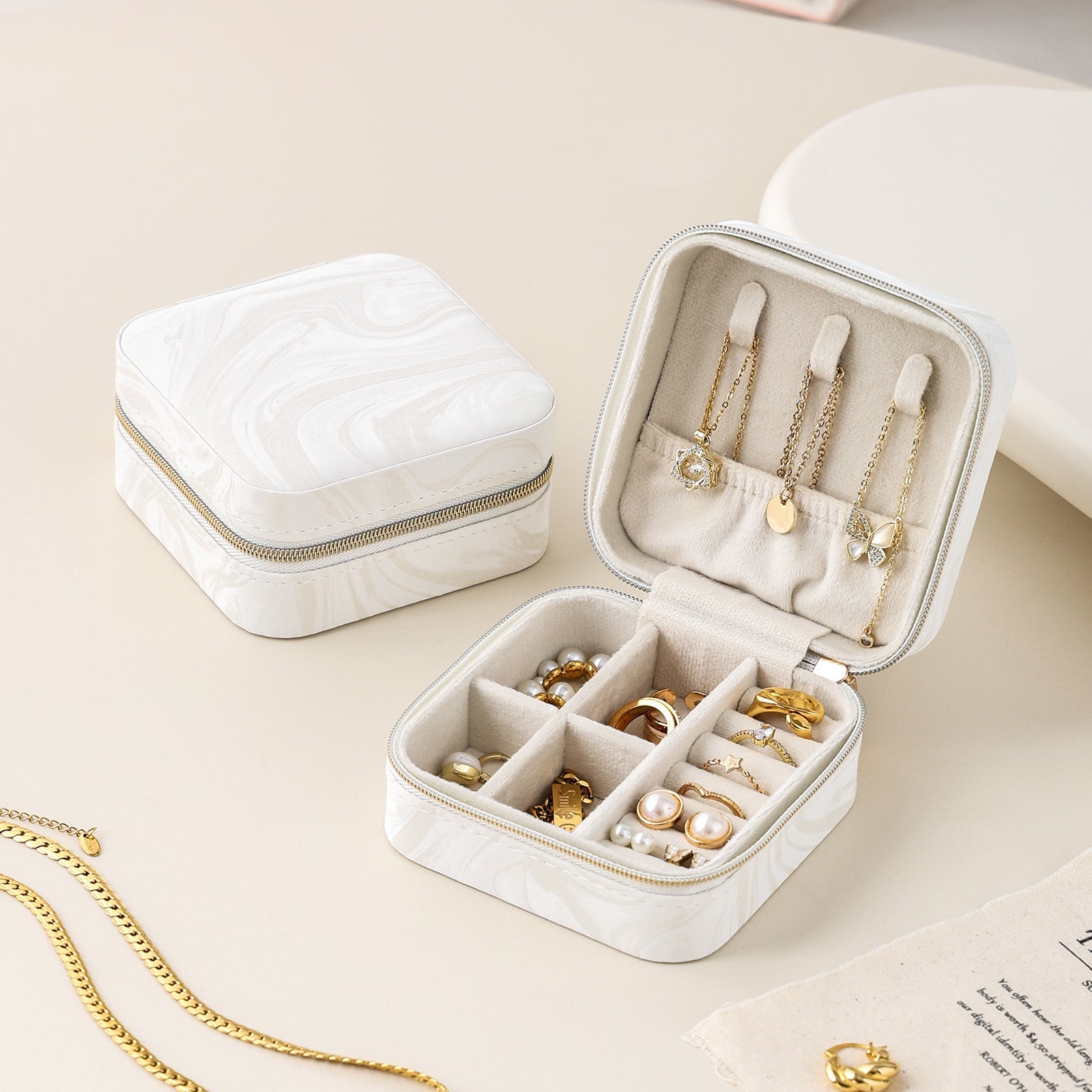 Small Portable Travel Jewelry Case