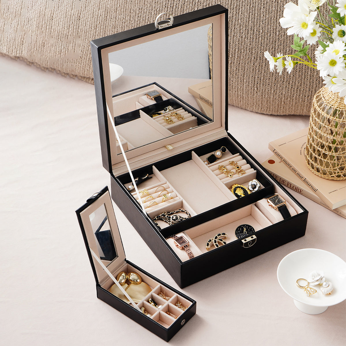 Casegrace 3-in-1 Large Jewelry Storage Box, Detachable Tray, Built-in Mirror, with Key