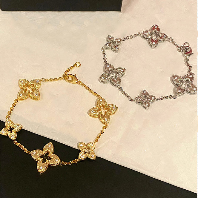 Lucky Bracelet for Women 18K Gold-Plated 4-Leaf Clover Jewelry Trendy Adjustable Bracelet Jewelry Gift for Girls