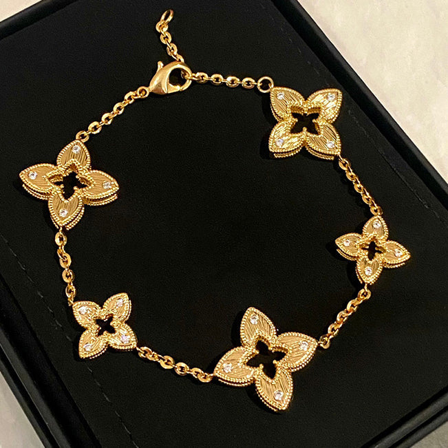 Lucky Bracelet for Women 18K Gold-Plated 4-Leaf Clover Jewelry Trendy Adjustable Bracelet Jewelry Gift for Girls