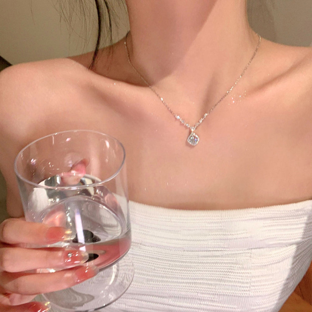 Dainty Sugar Cube Pendant Necklace for Women,Adjustable Chain Stylish Crystal Pendant