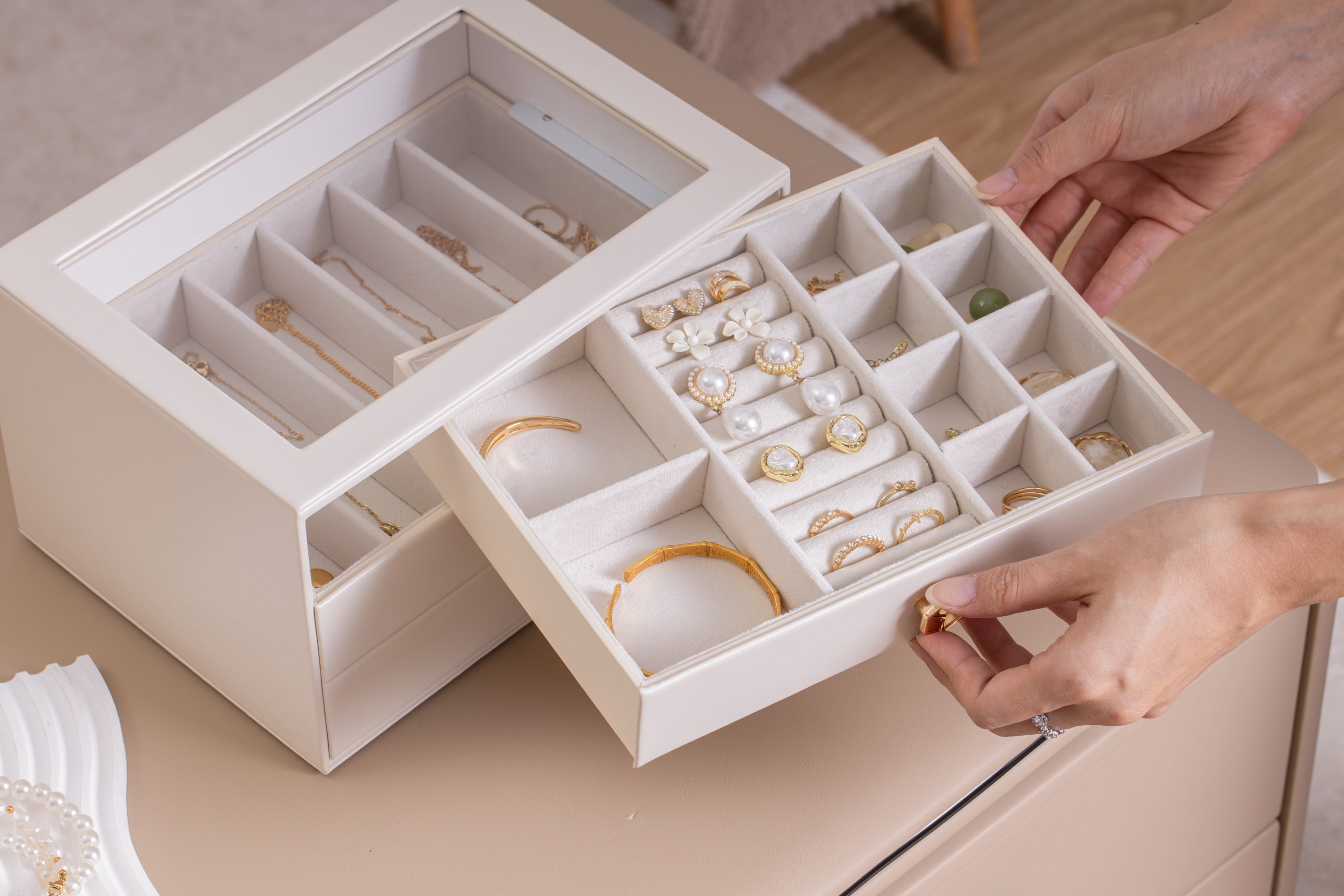 Jewelry Box for Women with Glass Lid-3 Drawers