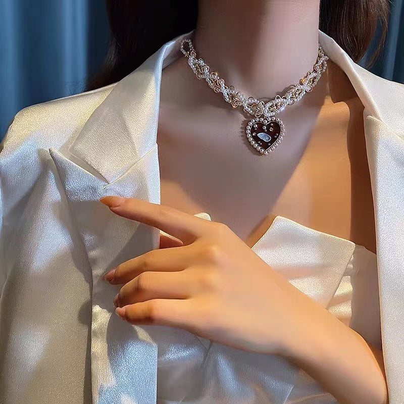 Women Heart Pendant Necklace Red Heart & Pearls Choker Daily Wear Necklace Jewelry for Gifts